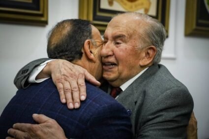 LA RIOJA: QUINTELA Y SU RECONOCIMIENTO A LÁZARO FONZALIDA
