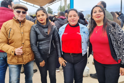 CHILECITO: RODRIGO AYUDA A MADRES SOLTERAS DEL DISTRITO DE LA PUNTILLA A FINALIZAR LAS OBRAS DE SUS CASAS